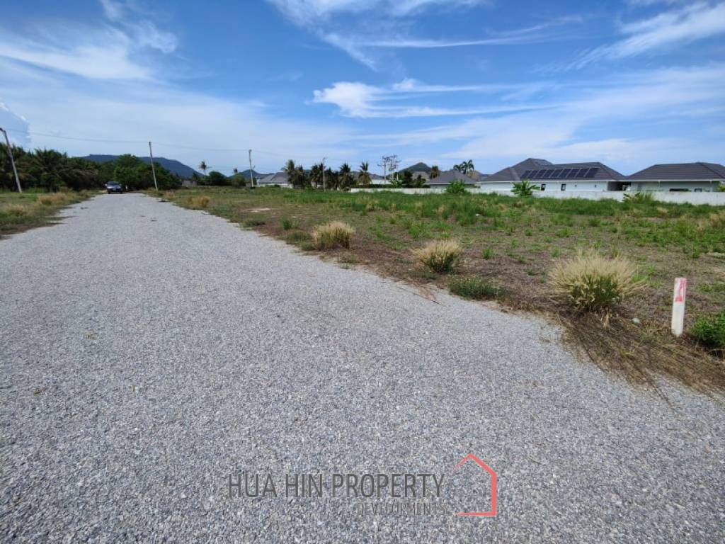 1 Rai Freehold Land For Sale Near Black Mountain Golf