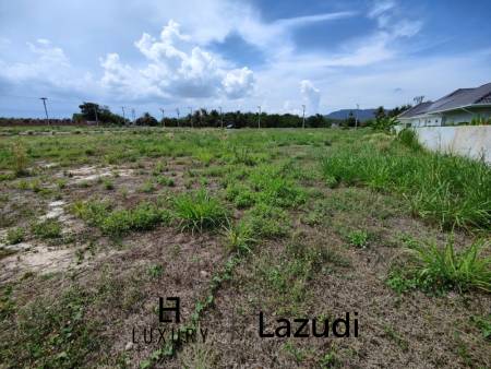 ขายที่ดิน 1 ไร่ เหมาะสำหรับสร้างบ้าน ใกล้สนามกอล์ฟแบล็ค เมาท์เท่น