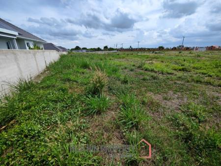 1 Rai Freehold Home Building Plot Near Black Mountain Golf
