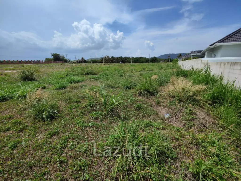 1 Rai Freehold Home Building Plot Near Black Mountain Golf