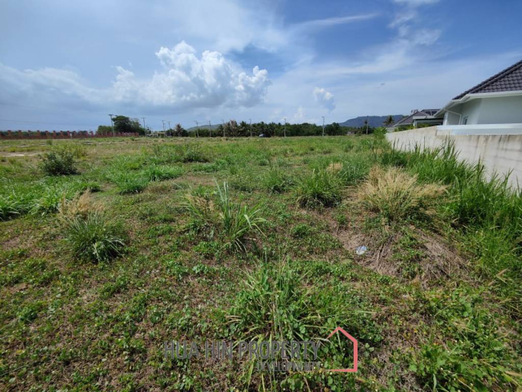 1 Rai Freehold Home Building Plot Near Black Mountain Golf