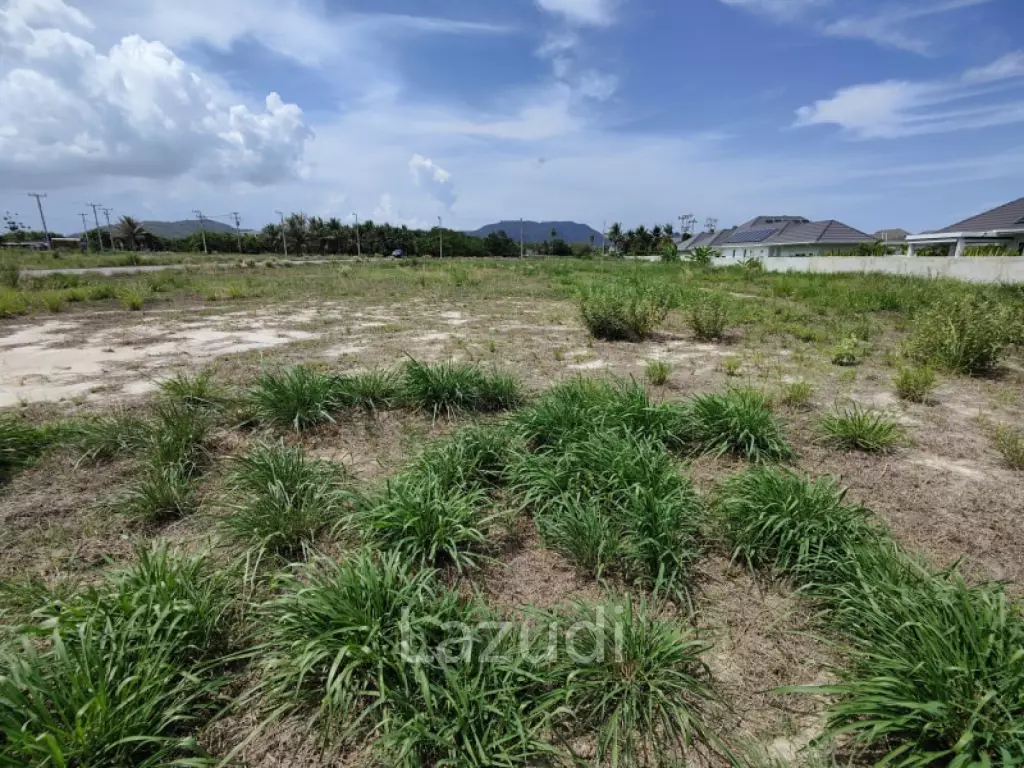1 Rai Freehold Home Building Plot Near Black Mountain Golf
