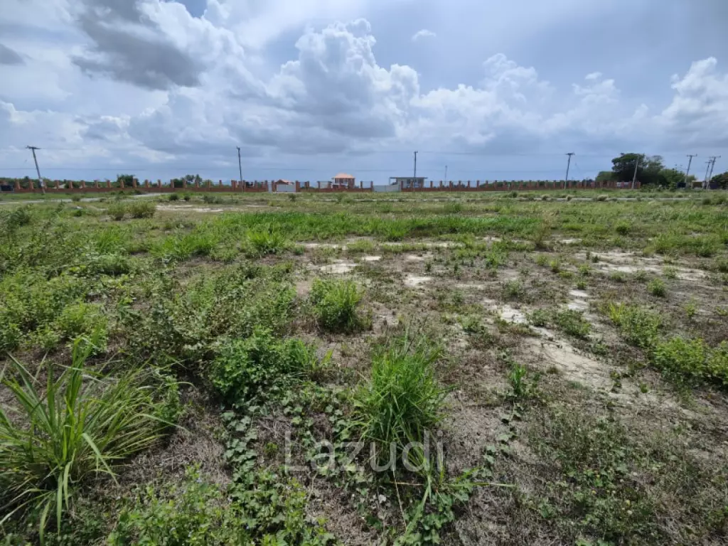 1 Rai Freehold Home Building Plot Near Black Mountain Golf