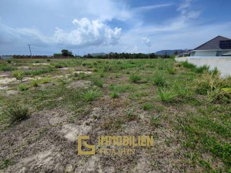 ขายที่ดิน 1 ไร่ ใกล้สนามกอล์ฟแบล็ค เมาท์เท่น เหมาะสำหรับสร้างบ้าน