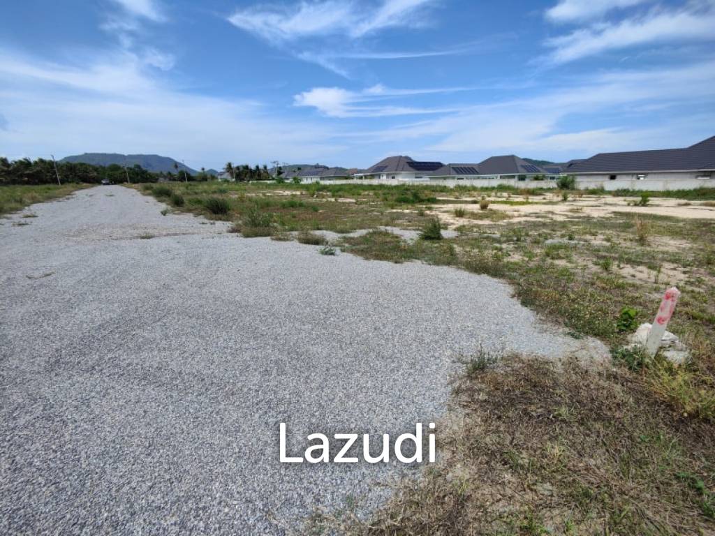 Land For Sale - 1 Rai Home Building Plot Near Black Mountain