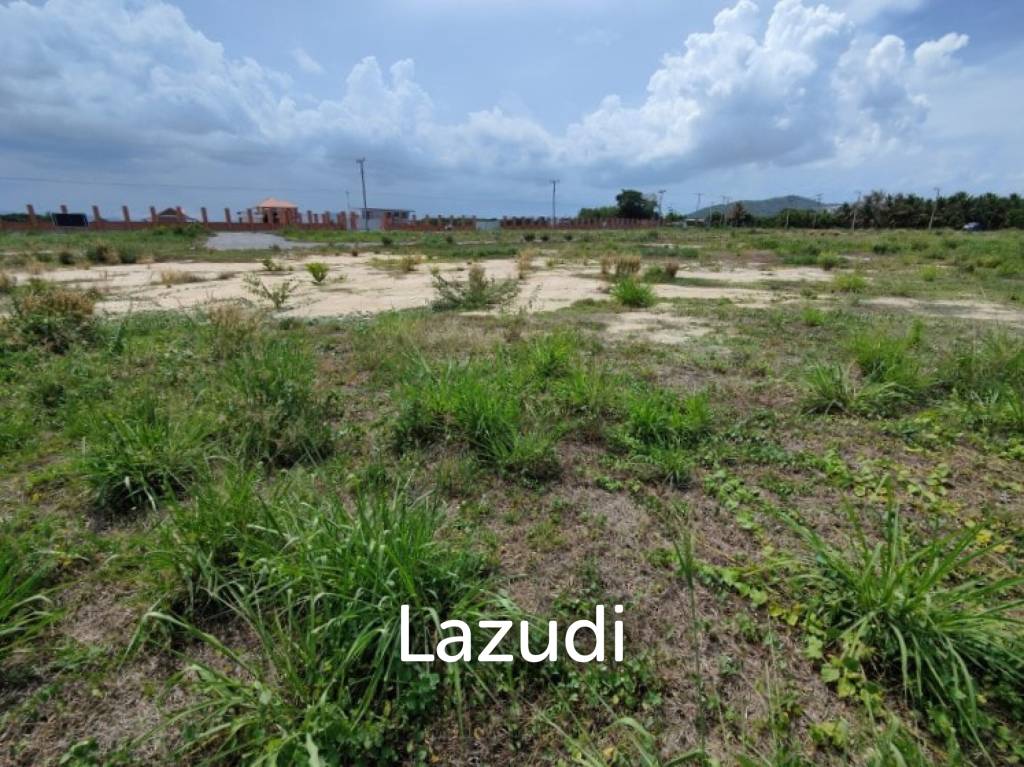 Land For Sale - 1 Rai Home Building Plot Near Black Mountain
