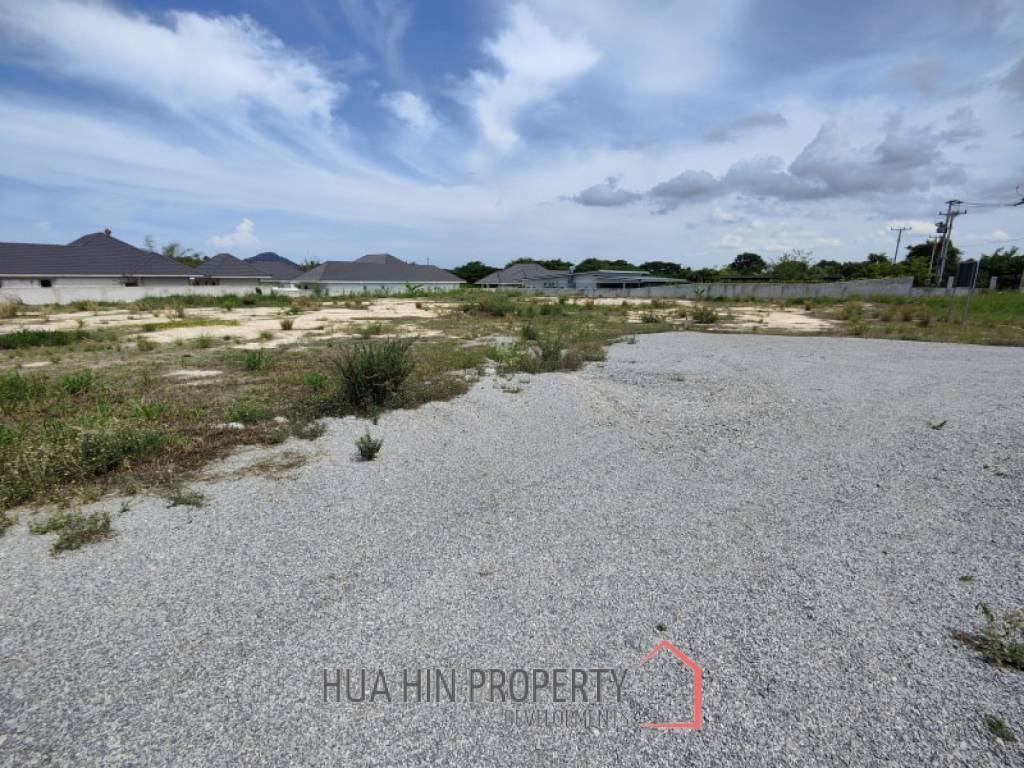 Land For Sale - 1 Rai Home Building Plot Near Black Mountain