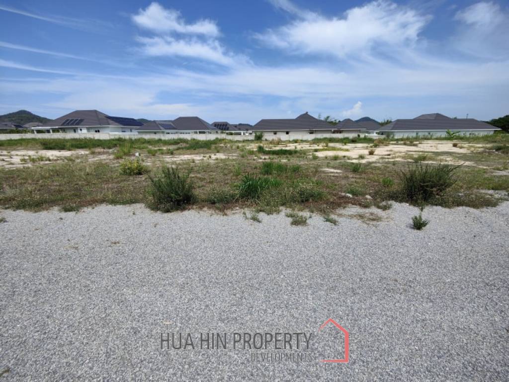 Land For Sale - 1 Rai Home Building Plot Near Black Mountain