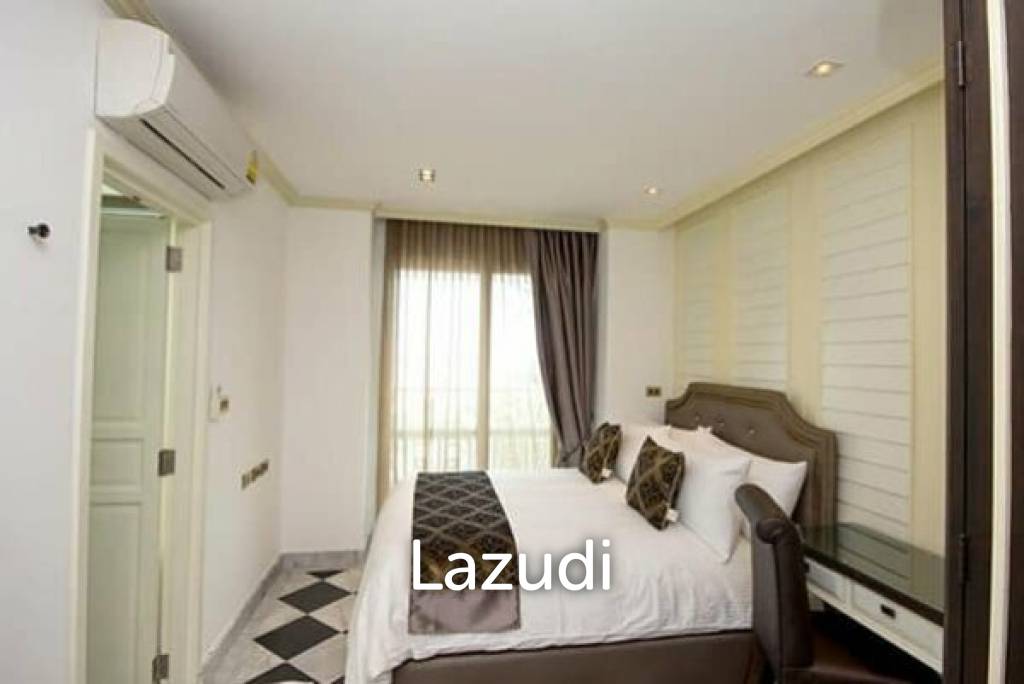 Luxury Beachfront 4 bed 2 storey Villa