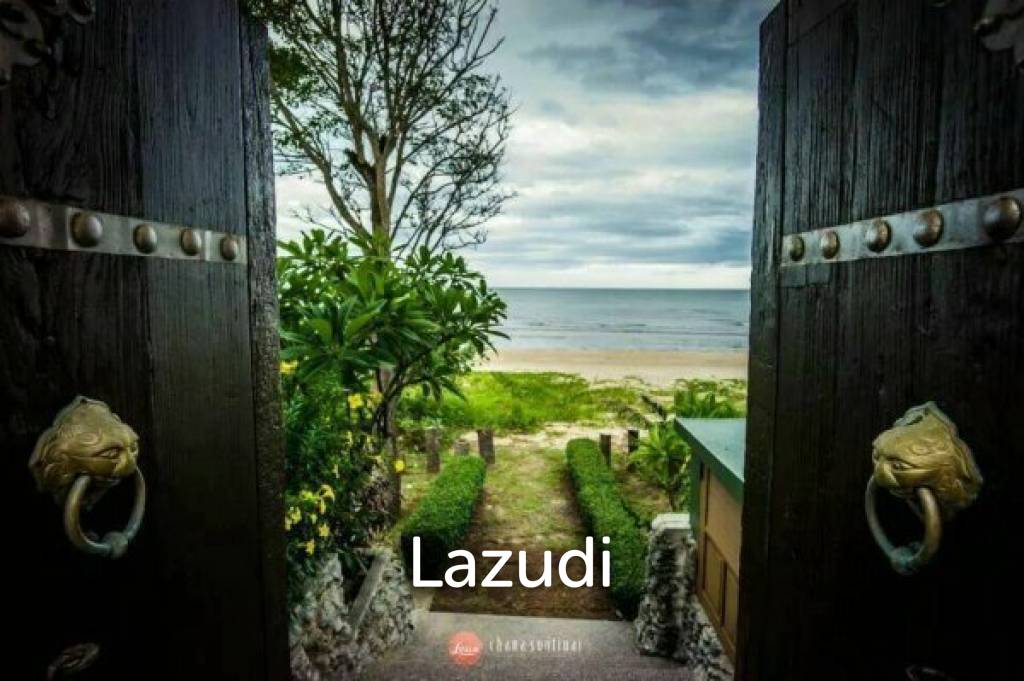 Absolute Beachfront Pool Villa