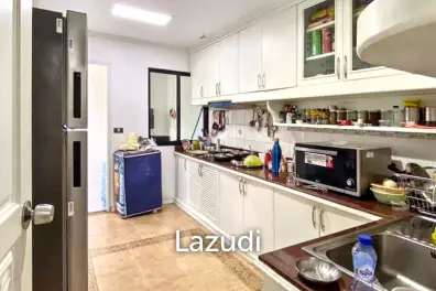 2 Bed 2 Bath 133 SQ.M Baan Prompong
