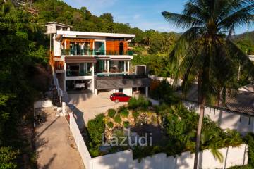 Elegant Beachside 4-Bed Villa Just 300 Meters from Mae Haad Beach, Koh Phangan