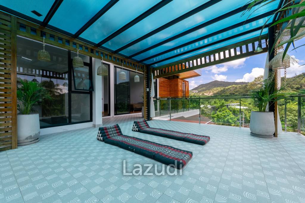 Elegant Beachside 4-Bed Villa Just 300 Meters from Mae Haad Beach, Koh Phangan