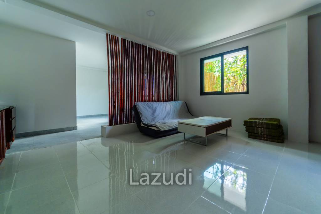 Elegant Beachside 4-Bed Villa Just 300 Meters from Mae Haad Beach, Koh Phangan