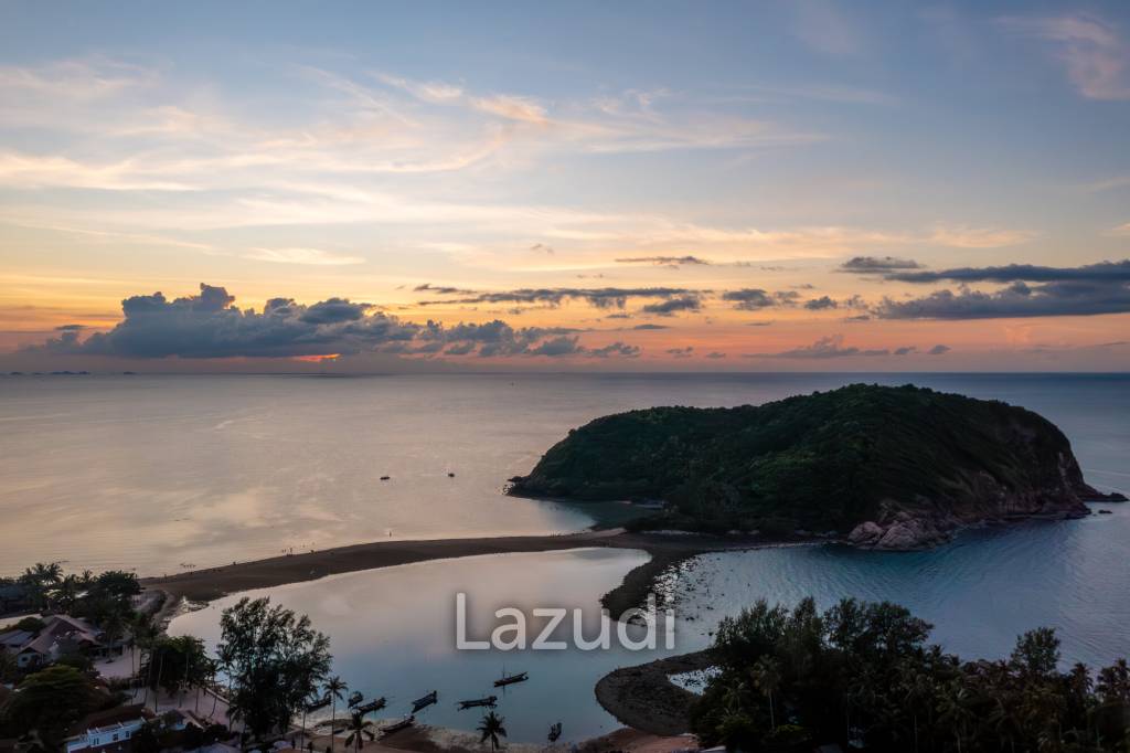 Elegant Beachside 4-Bed Villa Just 300 Meters from Mae Haad Beach, Koh Phangan