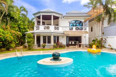 Phuket Country Club Golf Course Villa For Rent