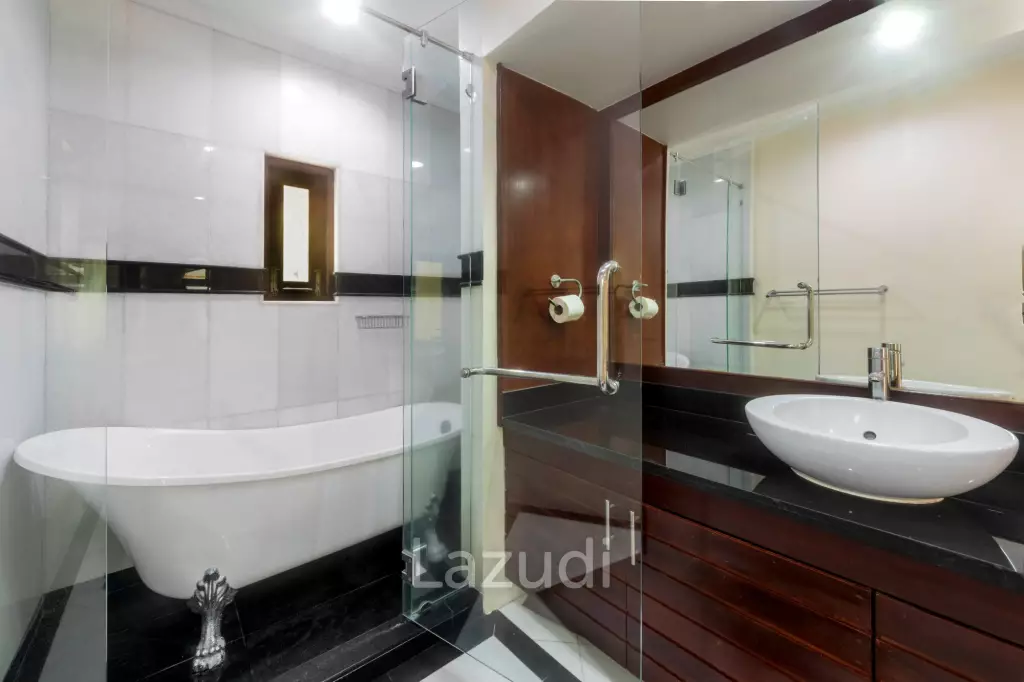 Phuket Country Club Golf Course Villa For Rent