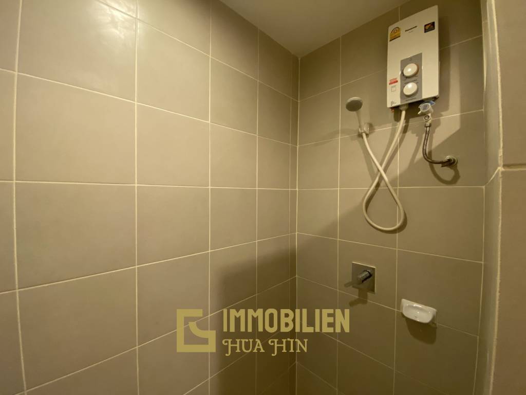 คอนโด 1 ห้องนอนทันสมัย พร้อมสระว่ายน้ำ ที่ Ramada Plaza by Wyndham Cha-am Beach