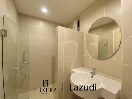 คอนโด 1 ห้องนอนทันสมัย พร้อมสระว่ายน้ำ ที่ Ramada Plaza by Wyndham Cha-am Beach