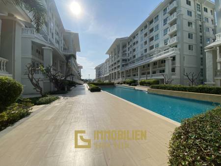 คอนโด 1 ห้องนอนทันสมัย พร้อมสระว่ายน้ำ ที่ Ramada Plaza by Wyndham Cha-am Beach