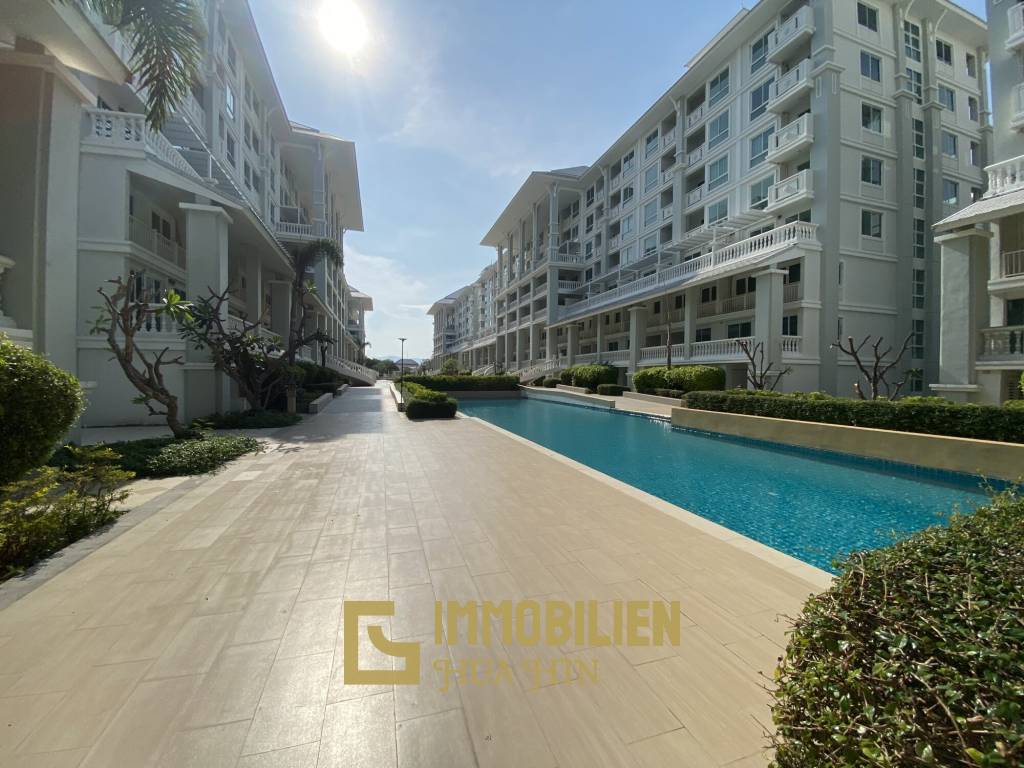 คอนโด 1 ห้องนอนทันสมัย พร้อมสระว่ายน้ำ ที่ Ramada Plaza by Wyndham Cha-am Beach