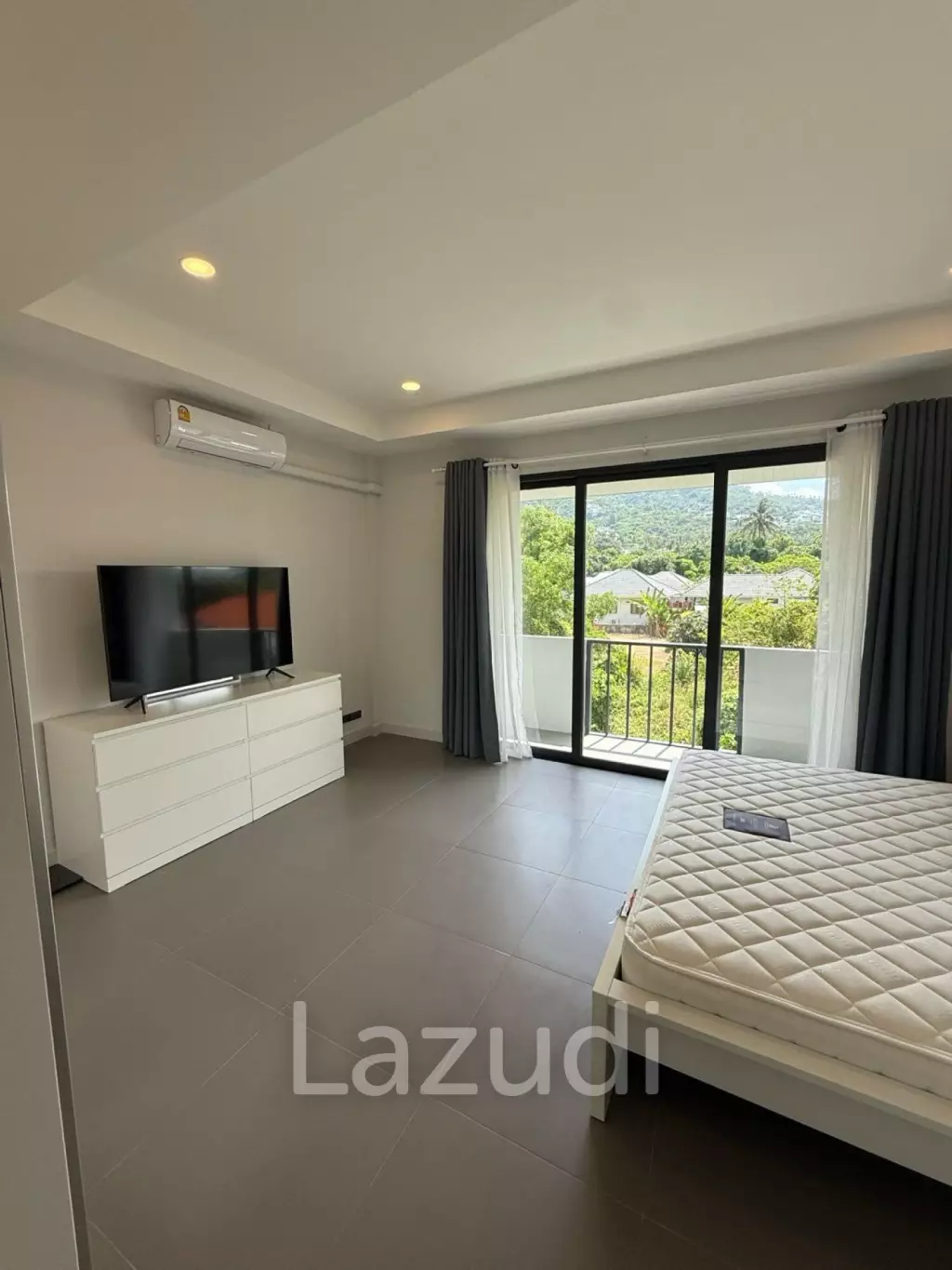 Newly Refurbished 2-Bedroom Townhouse for Sale in Bo Phut – Prime Central Location