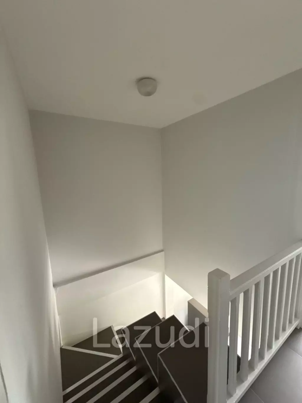 Newly Refurbished 2-Bedroom Townhouse for Sale in Bo Phut – Prime Central Location