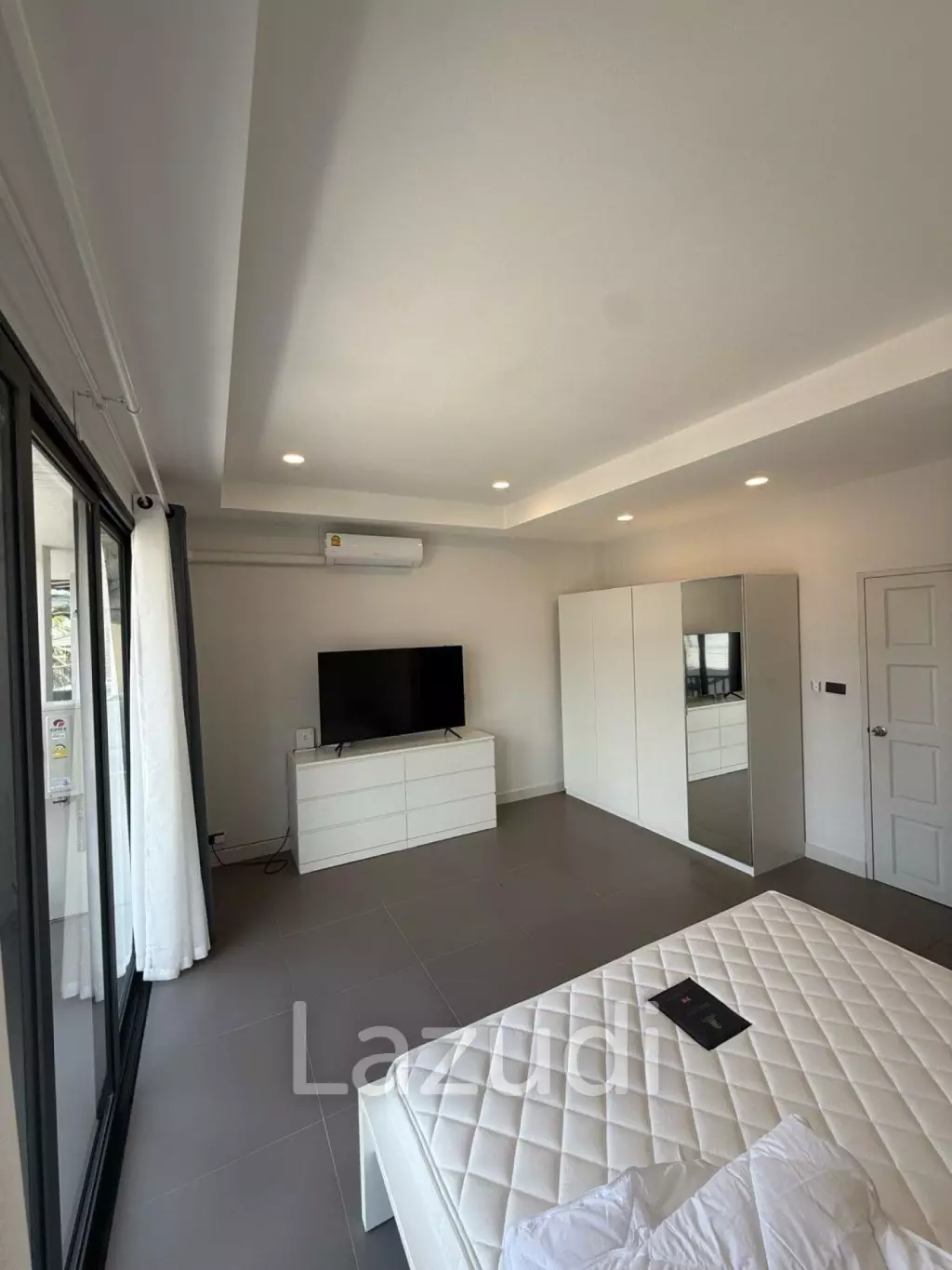 Newly Refurbished 2-Bedroom Townhouse for Sale in Bo Phut – Prime Central Location