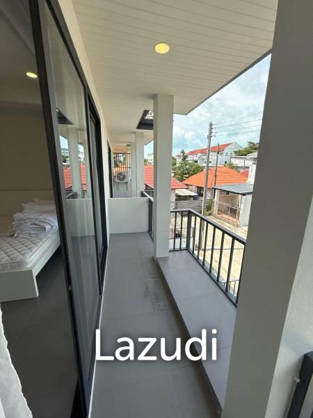 Newly Refurbished 2-Bedroom Townhouse for Sale in Bo Phut – Prime Central Location