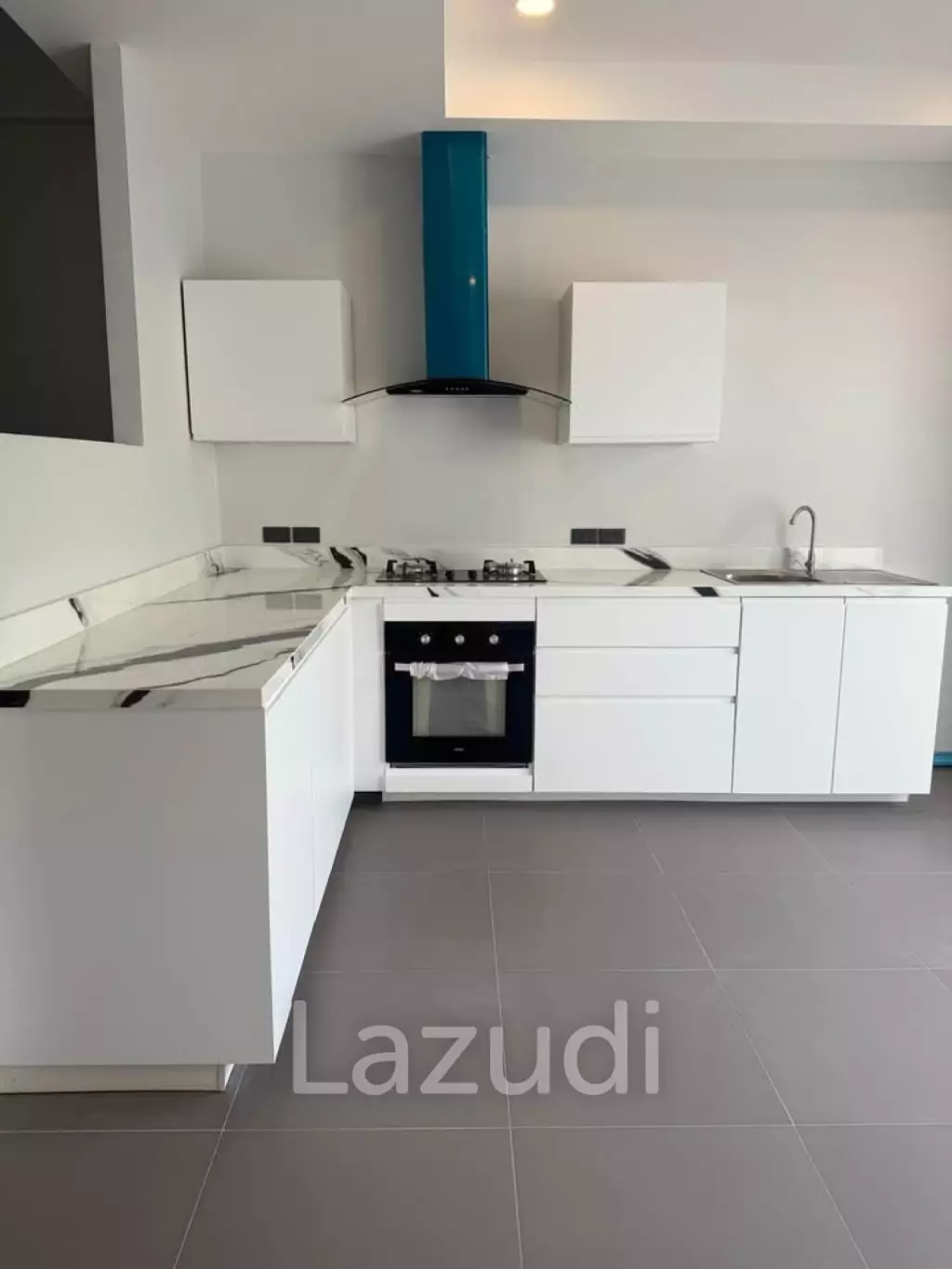Modern 2-Bedroom Townhouse in Bo Phut – Fully Refurbished and Move-In Ready
