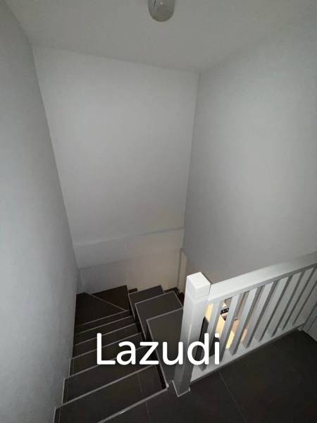 Modern 2-Bedroom Townhouse in Bo Phut – Fully Refurbished and Move-In Ready