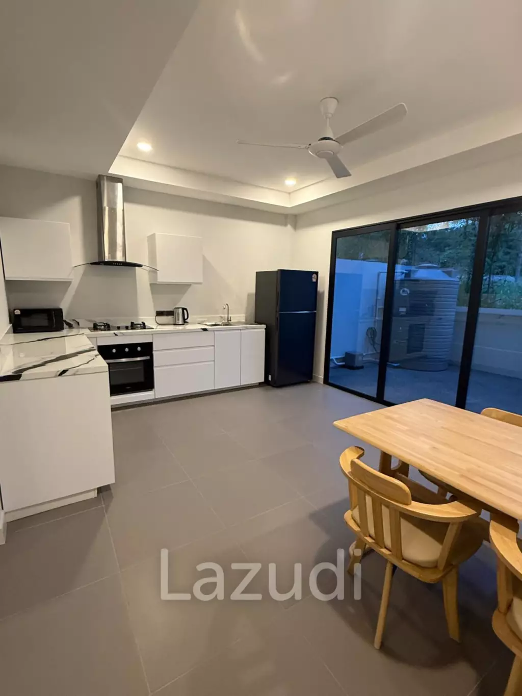 Modern 2-Bedroom Townhouse in Bo Phut – Fully Refurbished and Move-In Ready