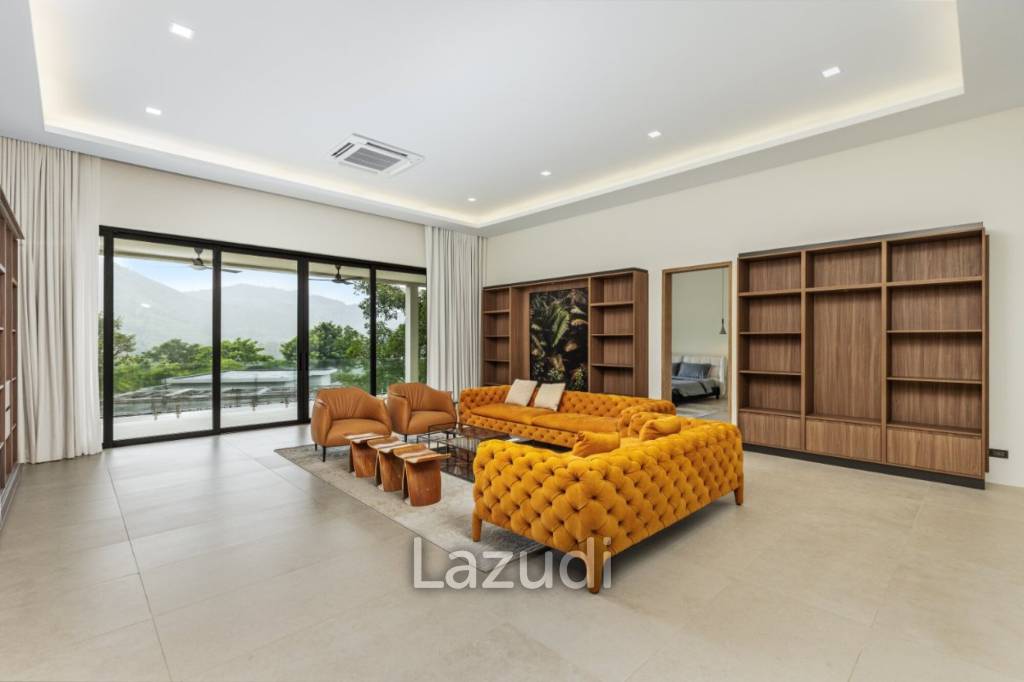 4-Bedroom Pool Villa with Panoramic View in Thalang
