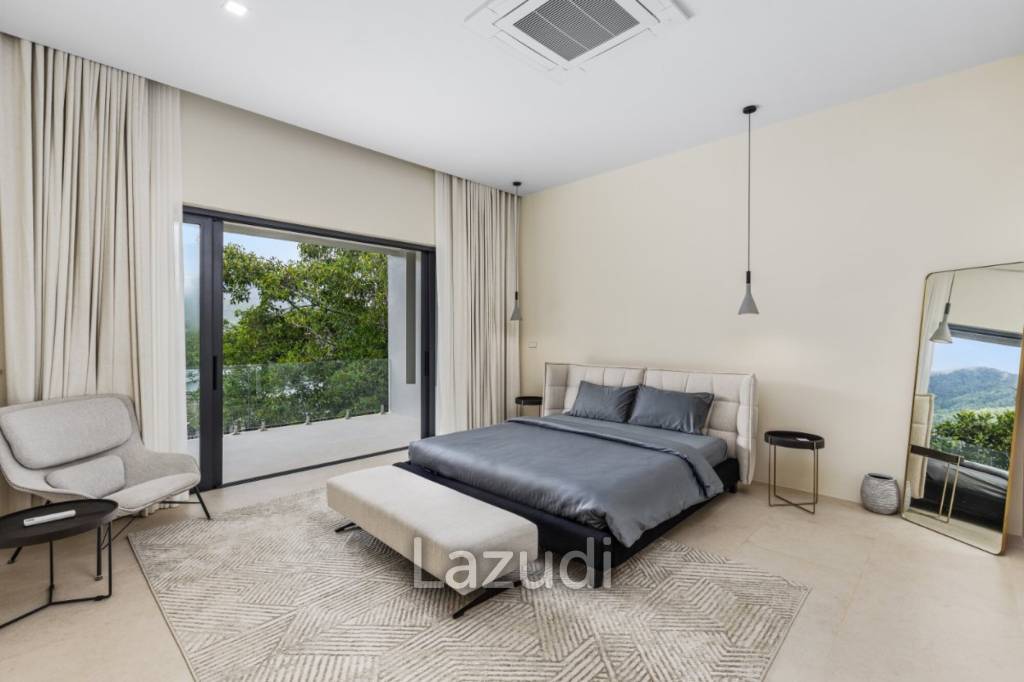 4-Bedroom Pool Villa with Panoramic View in Thalang