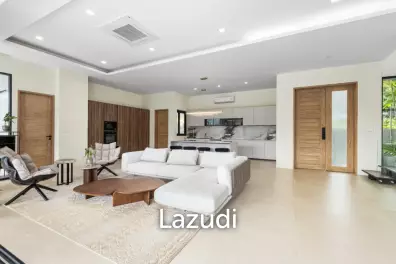 4-Bedroom Pool Villa with Panoramic View in Thalang