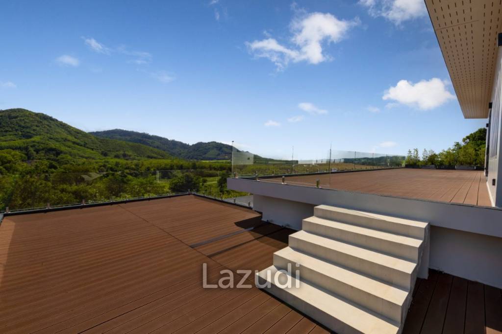 4-Bedroom Pool Villa with Panoramic View in Thalang