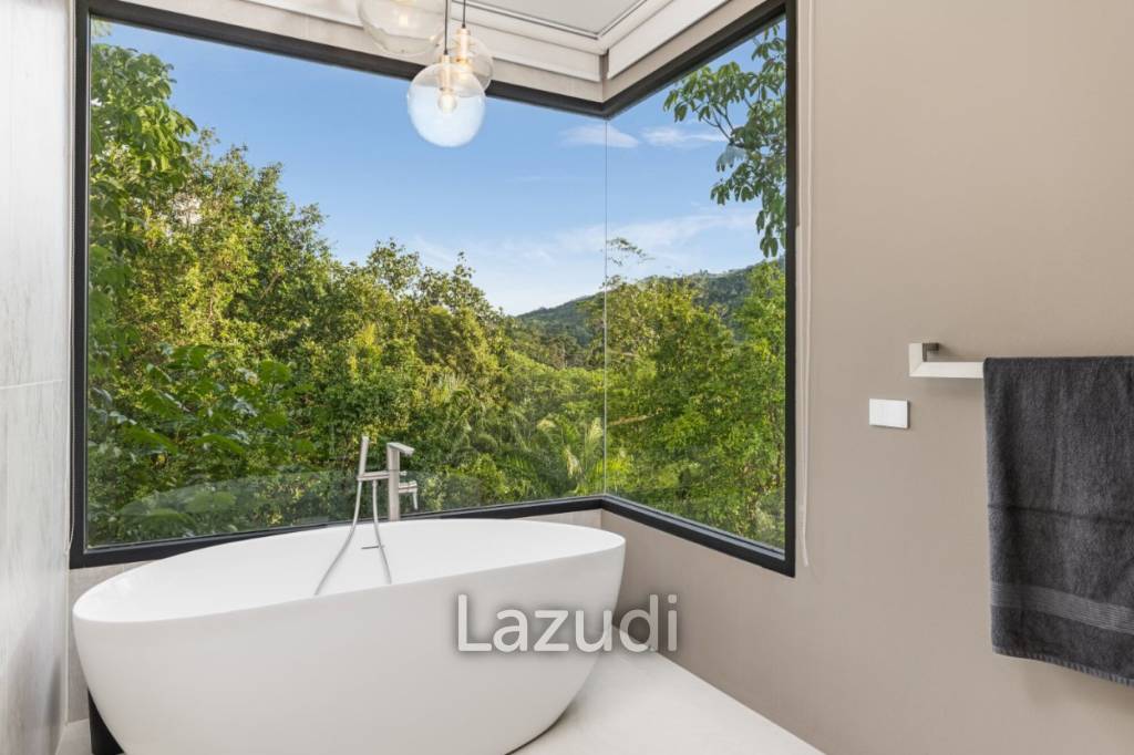 4-Bedroom Pool Villa with Panoramic View in Thalang