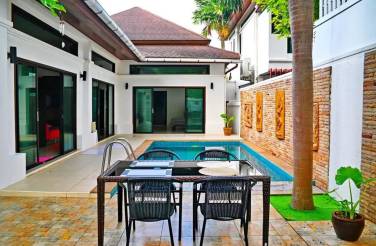2 Bedroom Pool Villa In Rawai For Sale