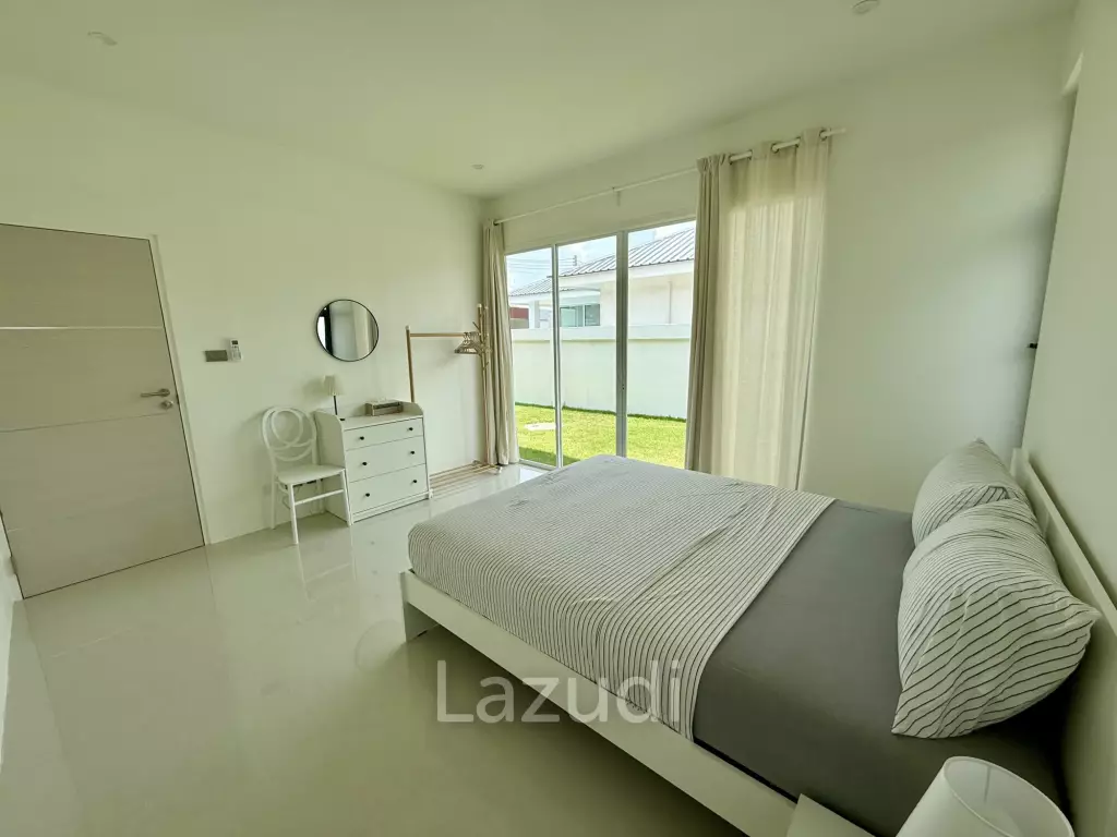 Brand New Modern 3 Bedroom Villa in Black Lotus