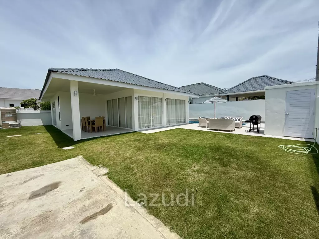 Brand New Modern 3 Bedroom Villa in Black Lotus