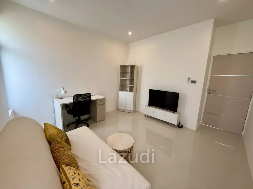 Brand New Modern 3 Bedroom Villa in Black Lotus