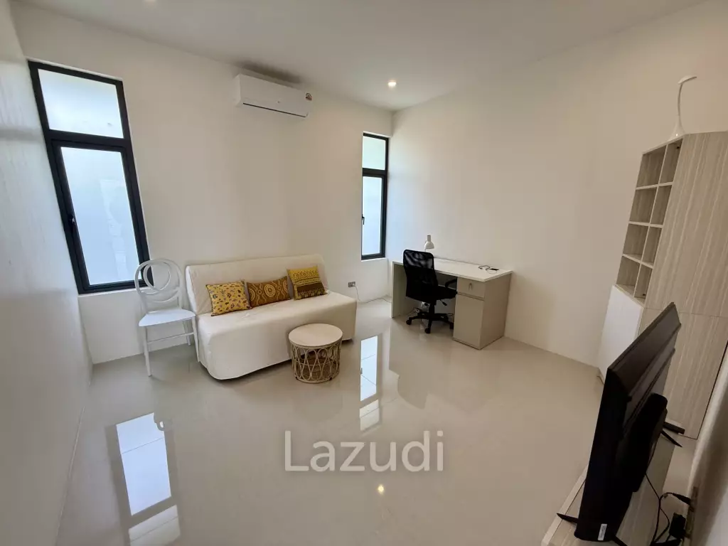 Brand New Modern 3 Bedroom Villa in Black Lotus