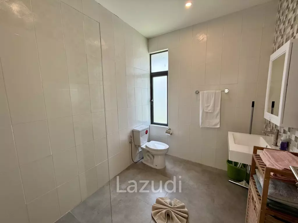 Brand New Modern 3 Bedroom Villa in Black Lotus