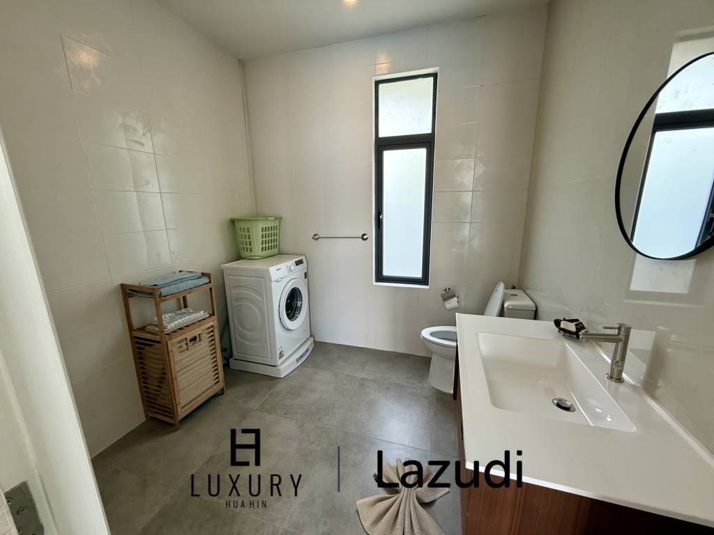 Brand New Modern 3 Bedroom Villa in Black Lotus