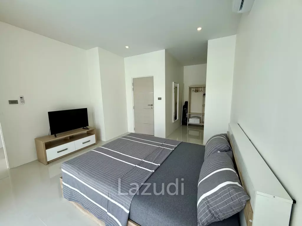 Brand New Modern 3 Bedroom Villa in Black Lotus
