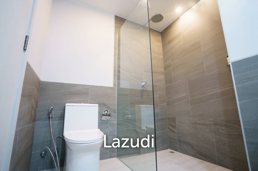Contemporary 2-Bed Condo in Chalong, Phuket