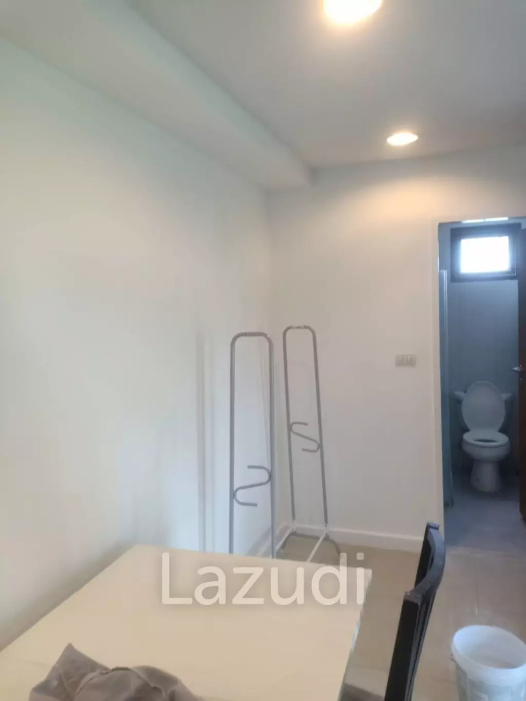 1 bedroom 1 bathroom 37 Sq.M Zenith Place Sukhumvit 42