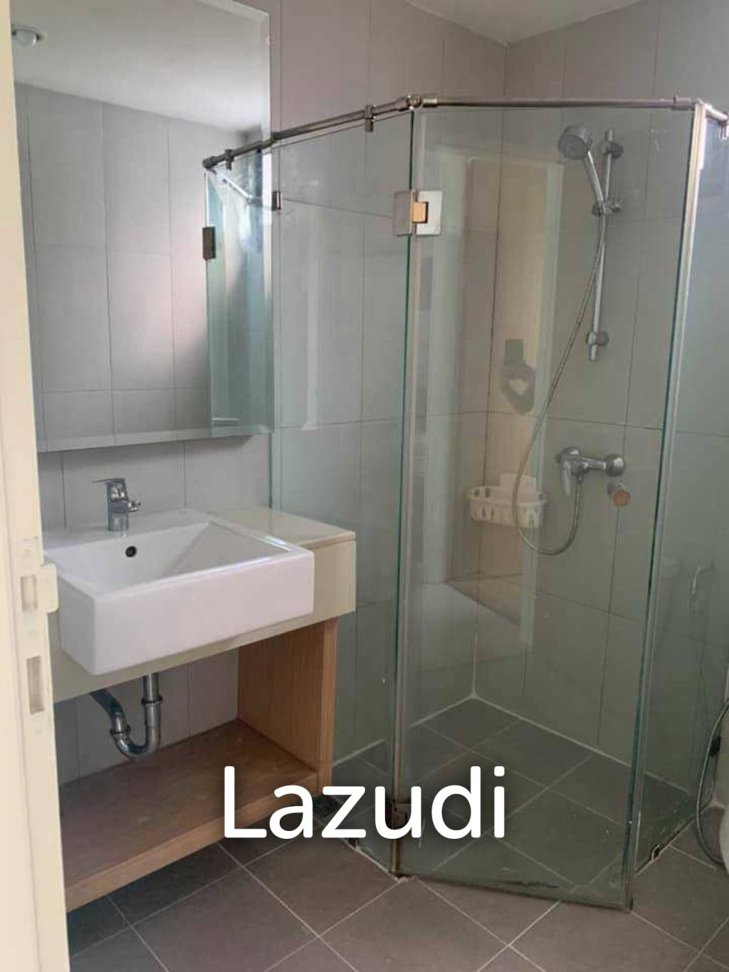 1 bedroom 1 bathroom 37 Sq.M Zenith Place Sukhumvit 42