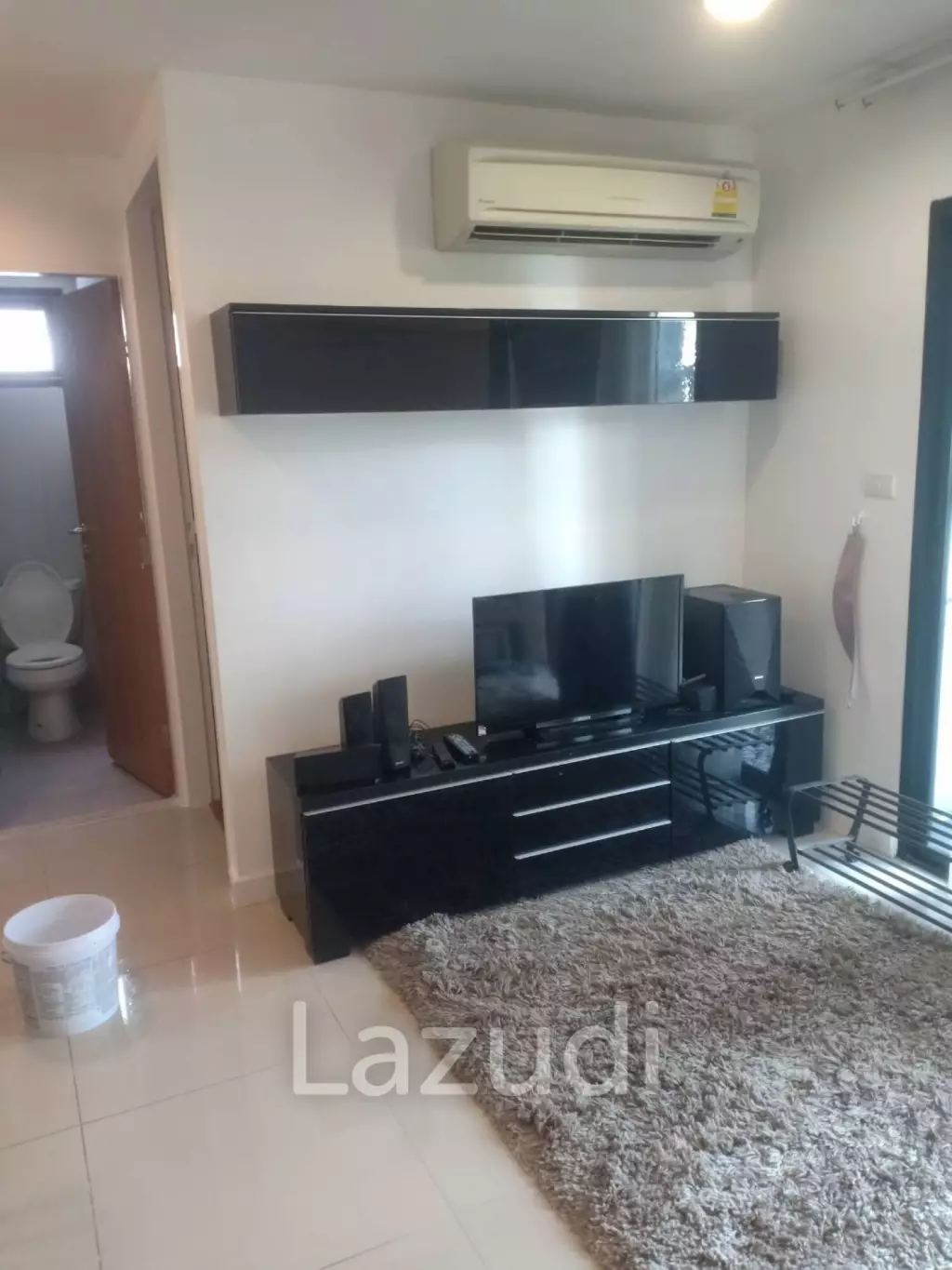 1 bedroom 1 bathroom 37 Sq.M Zenith Place Sukhumvit 42