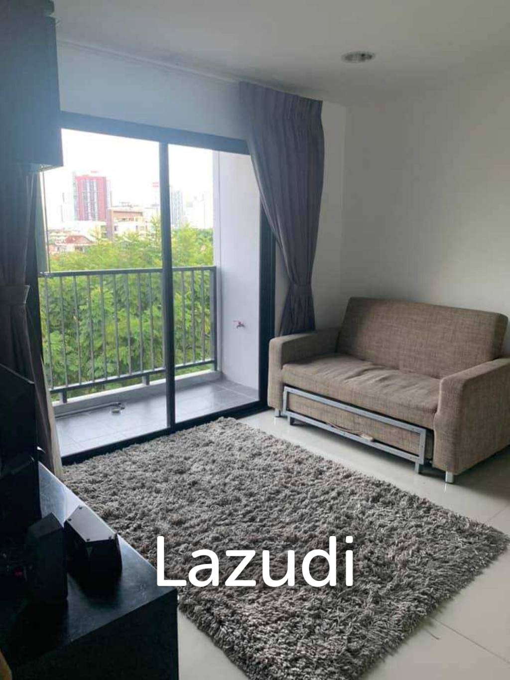 1 bedroom 1 bathroom 37 Sq.M Zenith Place Sukhumvit 42
